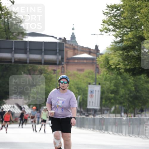 29.06.2025 - hella hamburg halbmarathon Jannik Wohlers http://msf.ph/oto/8140178 29.06.2025 09:04:14 Lombardsbrücke  meine-sportfotos.de