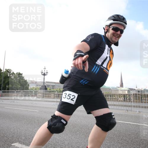 29.06.2025 - hella hamburg halbmarathon Jannik Wohlers http://msf.ph/oto/8140221 29.06.2025 08:55:59 Lombardsbrücke  meine-sportfotos.de