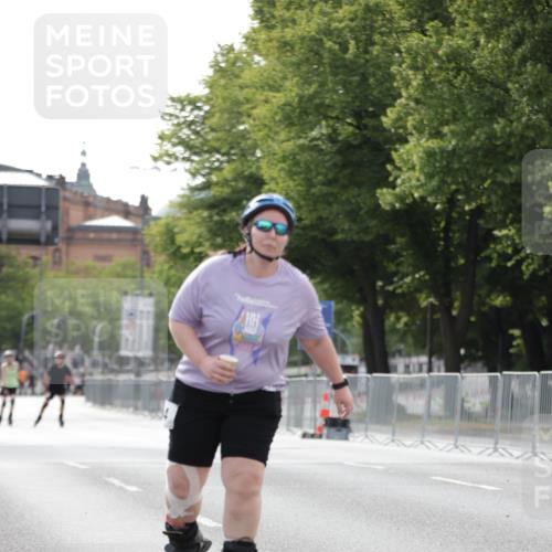 29.06.2025 - hella hamburg halbmarathon Jannik Wohlers http://msf.ph/oto/8140245 29.06.2025 09:04:17 Lombardsbrücke  meine-sportfotos.de