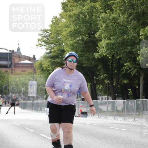 29.06.2025 - hella hamburg halbmarathon Jannik Wohlers http://msf.ph/oto/8140258 29.06.2025 09:04:17 Lombardsbrücke  meine-sportfotos.de