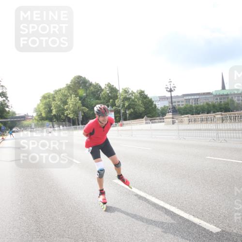 29.06.2025 - hella hamburg halbmarathon Jannik Wohlers http://msf.ph/oto/8140269 29.06.2025 08:58:13 Lombardsbrücke  meine-sportfotos.de