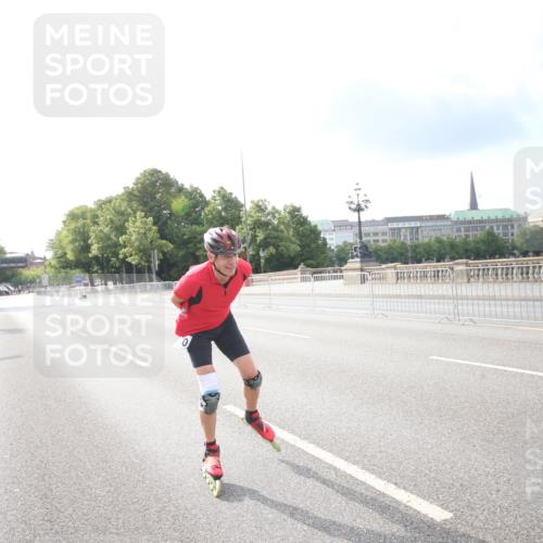 29.06.2025 - hella hamburg halbmarathon Jannik Wohlers http://msf.ph/oto/8140276 29.06.2025 08:58:13 Lombardsbrücke  meine-sportfotos.de