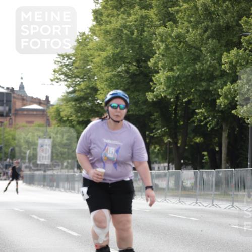 29.06.2025 - hella hamburg halbmarathon Jannik Wohlers http://msf.ph/oto/8140277 29.06.2025 09:04:17 Lombardsbrücke  meine-sportfotos.de