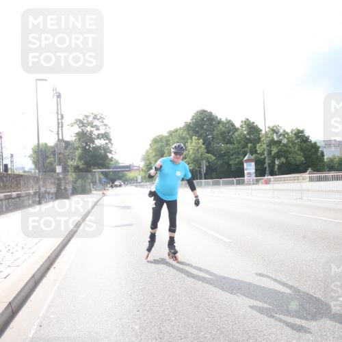 29.06.2025 - hella hamburg halbmarathon Jannik Wohlers http://msf.ph/oto/8140345 29.06.2025 08:58:23 Lombardsbrücke  meine-sportfotos.de