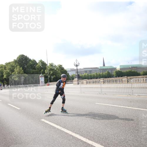 29.06.2025 - hella hamburg halbmarathon Jannik Wohlers http://msf.ph/oto/8140434 29.06.2025 08:58:58 Lombardsbrücke  meine-sportfotos.de