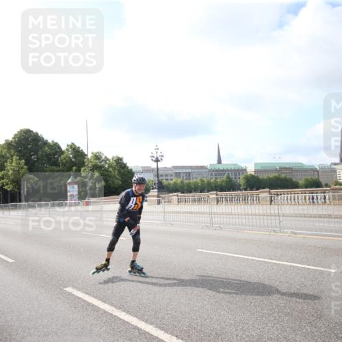 29.06.2025 - hella hamburg halbmarathon Jannik Wohlers http://msf.ph/oto/8140439 29.06.2025 08:58:58 Lombardsbrücke  meine-sportfotos.de