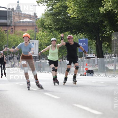 29.06.2025 - hella hamburg halbmarathon Jannik Wohlers http://msf.ph/oto/8140449 29.06.2025 09:04:27 Lombardsbrücke  meine-sportfotos.de