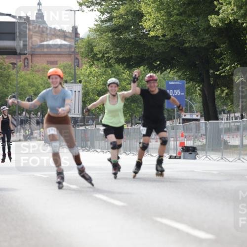 29.06.2025 - hella hamburg halbmarathon Jannik Wohlers http://msf.ph/oto/8140453 29.06.2025 09:04:27 Lombardsbrücke  meine-sportfotos.de