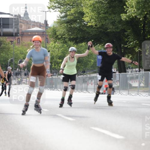 29.06.2025 - hella hamburg halbmarathon Jannik Wohlers http://msf.ph/oto/8140469 29.06.2025 09:04:27 Lombardsbrücke  meine-sportfotos.de