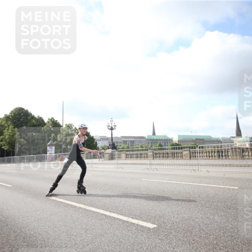 29.06.2025 - hella hamburg halbmarathon Jannik Wohlers http://msf.ph/oto/8140514 29.06.2025 08:59:43 Lombardsbrücke  meine-sportfotos.de