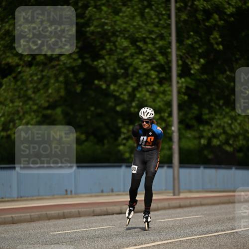 29.06.2025 - hella hamburg halbmarathon Dr. Thomas Lammeyer http://msf.ph/oto/8140523 29.06.2025 08:58:29 Kennedybrücke  meine-sportfotos.de