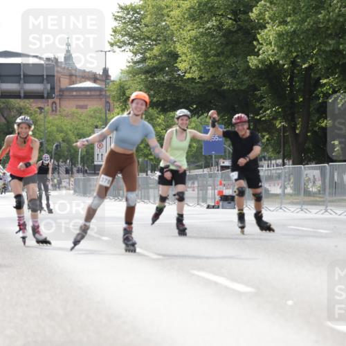 29.06.2025 - hella hamburg halbmarathon Jannik Wohlers http://msf.ph/oto/8140524 29.06.2025 09:04:28 Lombardsbrücke  meine-sportfotos.de