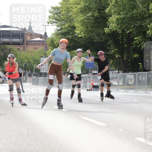 29.06.2025 - hella hamburg halbmarathon Jannik Wohlers http://msf.ph/oto/8140535 29.06.2025 09:04:28 Lombardsbrücke  meine-sportfotos.de