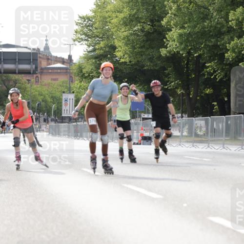 29.06.2025 - hella hamburg halbmarathon Jannik Wohlers http://msf.ph/oto/8140553 29.06.2025 09:04:28 Lombardsbrücke  meine-sportfotos.de