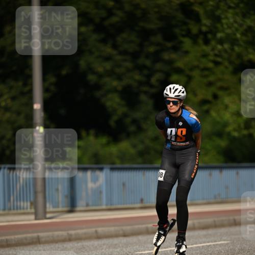 29.06.2025 - hella hamburg halbmarathon Dr. Thomas Lammeyer http://msf.ph/oto/8140567 29.06.2025 08:58:31 Kennedybrücke  meine-sportfotos.de