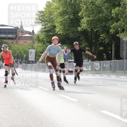 29.06.2025 - hella hamburg halbmarathon Jannik Wohlers http://msf.ph/oto/8140573 29.06.2025 09:04:28 Lombardsbrücke  meine-sportfotos.de