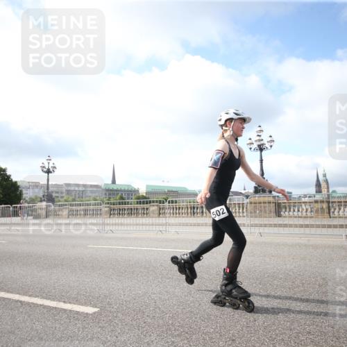 29.06.2025 - hella hamburg halbmarathon Jannik Wohlers http://msf.ph/oto/8140575 29.06.2025 08:59:44 Lombardsbrücke  meine-sportfotos.de
