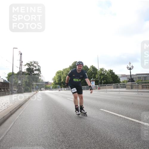 29.06.2025 - hella hamburg halbmarathon Jannik Wohlers http://msf.ph/oto/8140596 29.06.2025 08:59:56 Lombardsbrücke  meine-sportfotos.de