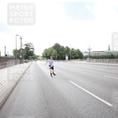 29.06.2025 - hella hamburg halbmarathon Jannik Wohlers http://msf.ph/oto/8140671 29.06.2025 09:03:36 Lombardsbrücke  meine-sportfotos.de