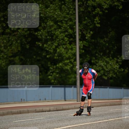 29.06.2025 - hella hamburg halbmarathon Dr. Thomas Lammeyer http://msf.ph/oto/8140697 29.06.2025 08:59:20 Kennedybrücke  meine-sportfotos.de