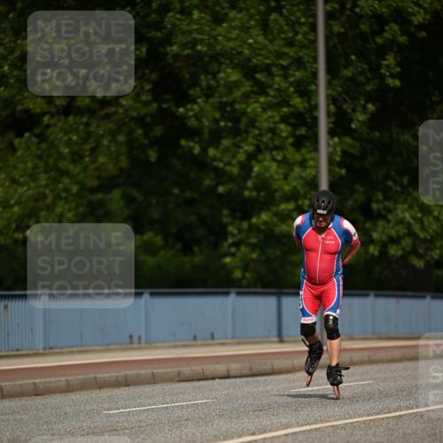 29.06.2025 - hella hamburg halbmarathon Dr. Thomas Lammeyer http://msf.ph/oto/8140708 29.06.2025 08:59:20 Kennedybrücke  meine-sportfotos.de