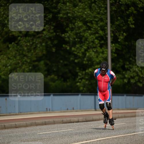 29.06.2025 - hella hamburg halbmarathon Dr. Thomas Lammeyer http://msf.ph/oto/8140713 29.06.2025 08:59:20 Kennedybrücke  meine-sportfotos.de