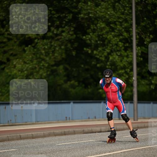 29.06.2025 - hella hamburg halbmarathon Dr. Thomas Lammeyer http://msf.ph/oto/8140720 29.06.2025 08:59:21 Kennedybrücke  meine-sportfotos.de