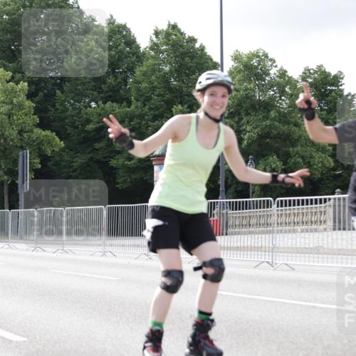 29.06.2025 - hella hamburg halbmarathon Jannik Wohlers http://msf.ph/oto/8140783 29.06.2025 09:04:33 Lombardsbrücke  meine-sportfotos.de