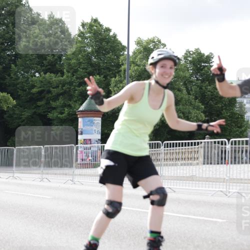 29.06.2025 - hella hamburg halbmarathon Jannik Wohlers http://msf.ph/oto/8140806 29.06.2025 09:04:33 Lombardsbrücke  meine-sportfotos.de