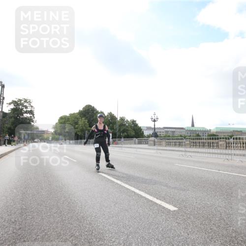 29.06.2025 - hella hamburg halbmarathon Jannik Wohlers http://msf.ph/oto/8140816 29.06.2025 09:03:58 Lombardsbrücke  meine-sportfotos.de