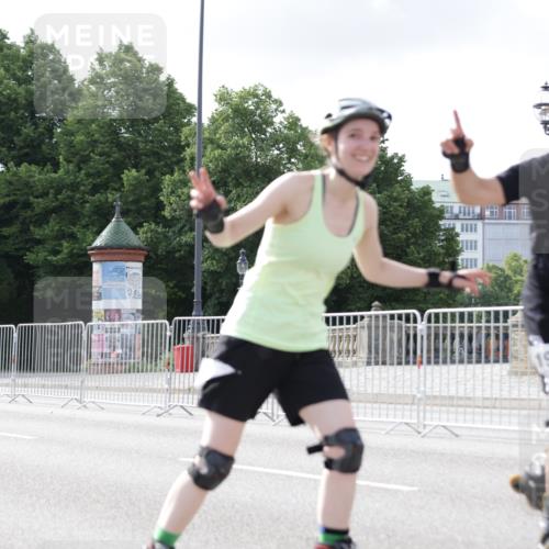 29.06.2025 - hella hamburg halbmarathon Jannik Wohlers http://msf.ph/oto/8140819 29.06.2025 09:04:33 Lombardsbrücke  meine-sportfotos.de