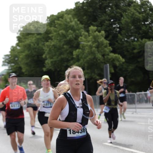 29.06.2025 - hella hamburg halbmarathon Jannik Wohlers http://msf.ph/oto/8140827 29.06.2025 10:43:20 Lombardsbrücke 1023, 1310, 1400, 2073, 2733, 3288, 3390, 3597, 4866, 5192, 5201, 5214, 5293, 5890, 6036, 6096, 6226, 6334, 6971, 6973, 7197, 7205, 7206, 7489, 7504, 8000, 8058, 8504, 9704, 9831, 10097, 10200, 10202, 10220, 10285, 10325, 10553, 10799, 12518, 12792, 13371, 13705, 13730, 13777, 14866, 15079, 15177, 15285, 15294, 15448, 15795, 15848, 16298, 16589, 16901, 16902, 17210, 17501, 18080, 18310, 18318, 18341, 18436 meine-sportfotos.de