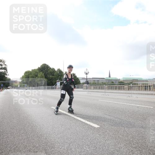 29.06.2025 - hella hamburg halbmarathon Jannik Wohlers http://msf.ph/oto/8140844 29.06.2025 09:03:58 Lombardsbrücke  meine-sportfotos.de