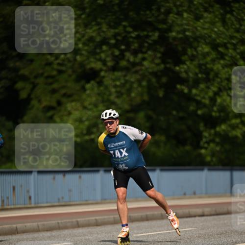 29.06.2025 - hella hamburg halbmarathon Dr. Thomas Lammeyer http://msf.ph/oto/8140854 29.06.2025 08:59:28 Kennedybrücke  meine-sportfotos.de