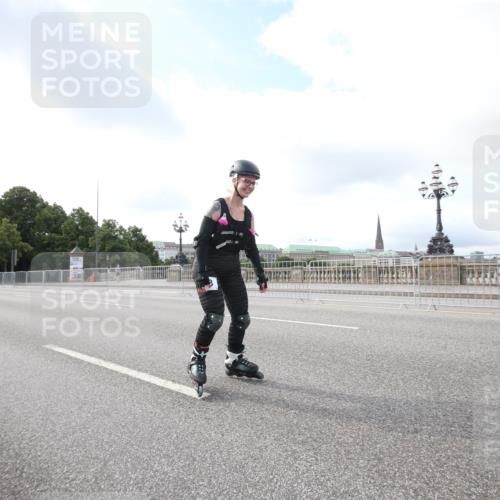 29.06.2025 - hella hamburg halbmarathon Jannik Wohlers http://msf.ph/oto/8140875 29.06.2025 09:03:59 Lombardsbrücke  meine-sportfotos.de