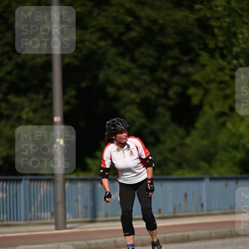 29.06.2025 - hella hamburg halbmarathon Dr. Thomas Lammeyer http://msf.ph/oto/8140910 29.06.2025 08:59:42 Kennedybrücke  meine-sportfotos.de