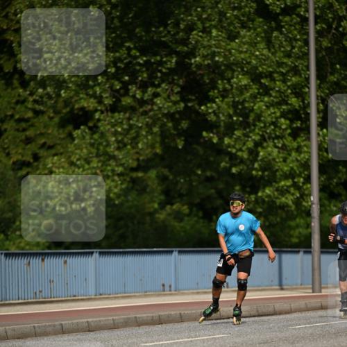 29.06.2025 - hella hamburg halbmarathon Dr. Thomas Lammeyer http://msf.ph/oto/8140970 29.06.2025 08:59:46 Kennedybrücke  meine-sportfotos.de