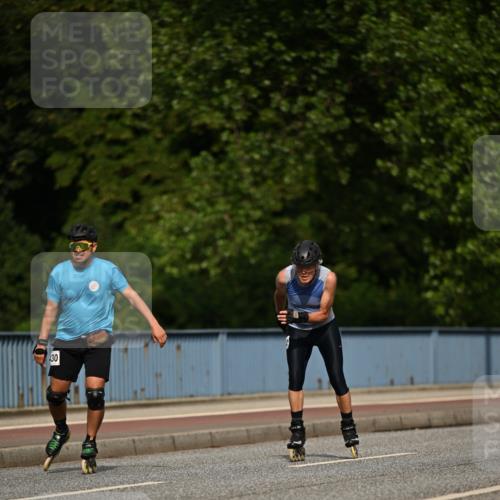29.06.2025 - hella hamburg halbmarathon Dr. Thomas Lammeyer http://msf.ph/oto/8141004 29.06.2025 08:59:48 Kennedybrücke  meine-sportfotos.de