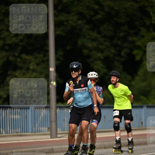29.06.2025 - hella hamburg halbmarathon Dr. Thomas Lammeyer http://msf.ph/oto/8141083 29.06.2025 08:59:51 Kennedybrücke  meine-sportfotos.de