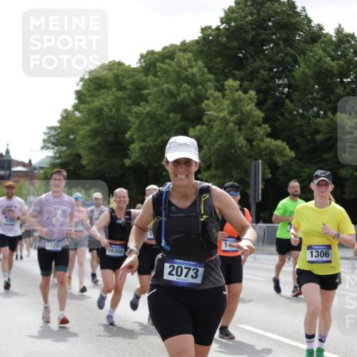 29.06.2025 - hella hamburg halbmarathon Jannik Wohlers http://msf.ph/oto/8141157 29.06.2025 10:43:33 Lombardsbrücke 1026, 1095, 1306, 1459, 1802, 1804, 2073, 2733, 3288, 3597, 4627, 4636, 5001, 5127, 5293, 5890, 5902, 5905, 6036, 6334, 6895, 7326, 7489, 8058, 8870, 8957, 9073, 9704, 9879, 10285, 10553, 12518, 12520, 12792, 13371, 13777, 13809, 13973, 14474, 14544, 15285, 15294, 15448, 15675, 15719, 16298, 16308, 16862, 17293, 18080, 18318 meine-sportfotos.de