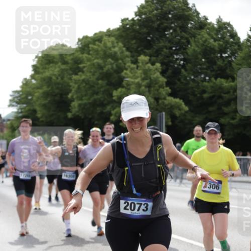 29.06.2025 - hella hamburg halbmarathon Jannik Wohlers http://msf.ph/oto/8141180 29.06.2025 10:43:33 Lombardsbrücke 1026, 1095, 1306, 1459, 1802, 1804, 2073, 2733, 3288, 3597, 4627, 4636, 5001, 5127, 5293, 5890, 5902, 5905, 6036, 6334, 6895, 7326, 7489, 8058, 8870, 8957, 9073, 9704, 9879, 10285, 10553, 12518, 12520, 12792, 13371, 13777, 13809, 13973, 14474, 14544, 15285, 15294, 15448, 15675, 15719, 16298, 16308, 16862, 17293, 18080, 18318 meine-sportfotos.de