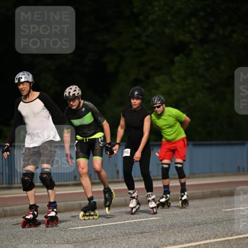 29.06.2025 - hella hamburg halbmarathon Dr. Thomas Lammeyer http://msf.ph/oto/8141341 29.06.2025 09:00:09 Kennedybrücke  meine-sportfotos.de