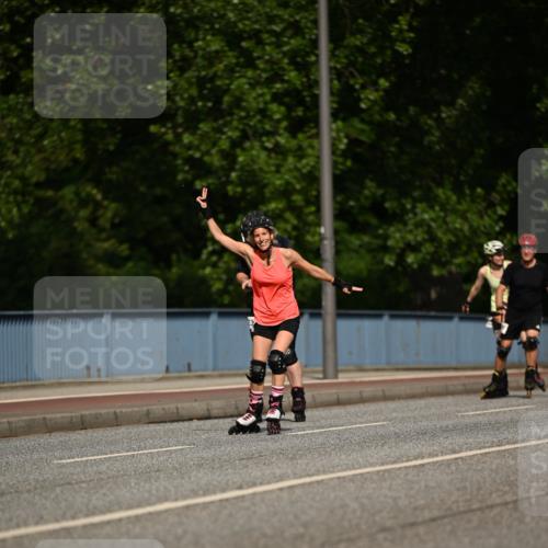 29.06.2025 - hella hamburg halbmarathon Dr. Thomas Lammeyer http://msf.ph/oto/8141358 29.06.2025 09:07:32 Kennedybrücke  meine-sportfotos.de