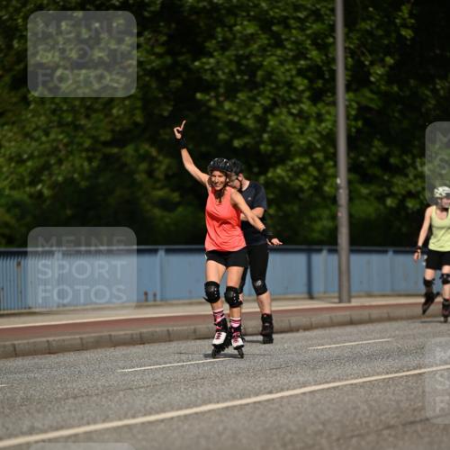 29.06.2025 - hella hamburg halbmarathon Dr. Thomas Lammeyer http://msf.ph/oto/8141394 29.06.2025 09:07:32 Kennedybrücke  meine-sportfotos.de