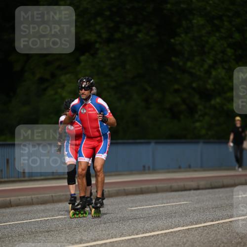 29.06.2025 - hella hamburg halbmarathon Dr. Thomas Lammeyer http://msf.ph/oto/8141450 29.06.2025 09:00:12 Kennedybrücke  meine-sportfotos.de