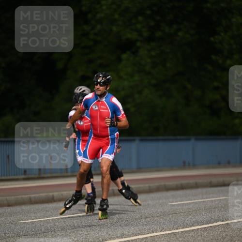 29.06.2025 - hella hamburg halbmarathon Dr. Thomas Lammeyer http://msf.ph/oto/8141458 29.06.2025 09:00:12 Kennedybrücke  meine-sportfotos.de