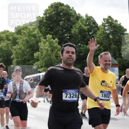 29.06.2025 - hella hamburg halbmarathon Jannik Wohlers http://msf.ph/oto/8141466 29.06.2025 10:43:43 Lombardsbrücke 1095, 1306, 1459, 1802, 1804, 2186, 2692, 3065, 3596, 4627, 4636, 4898, 5001, 5127, 5730, 5731, 5902, 5905, 6895, 7326, 7610, 7818, 8591, 8763, 8870, 8957, 9073, 9510, 9879, 10223, 11955, 12256, 12445, 13629, 13809, 13832, 13973, 13987, 14031, 14474, 14544, 14842, 14874, 15675, 15719, 16244, 16308, 16862, 17293, 17582, 17844 meine-sportfotos.de