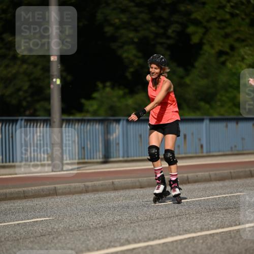 29.06.2025 - hella hamburg halbmarathon Dr. Thomas Lammeyer http://msf.ph/oto/8141476 29.06.2025 09:07:34 Kennedybrücke  meine-sportfotos.de