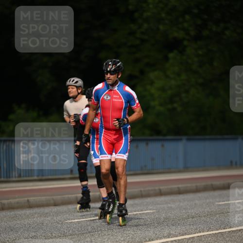 29.06.2025 - hella hamburg halbmarathon Dr. Thomas Lammeyer http://msf.ph/oto/8141488 29.06.2025 09:00:12 Kennedybrücke  meine-sportfotos.de