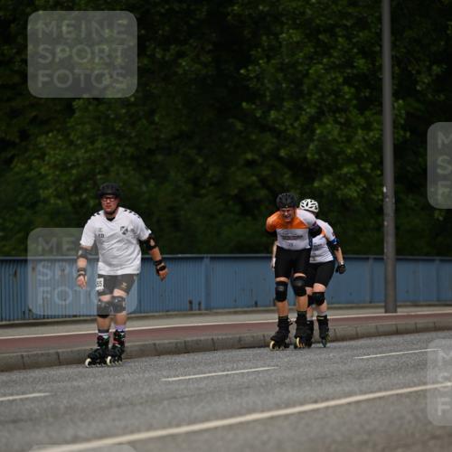 29.06.2025 - hella hamburg halbmarathon Dr. Thomas Lammeyer http://msf.ph/oto/8141550 29.06.2025 09:00:15 Kennedybrücke  meine-sportfotos.de